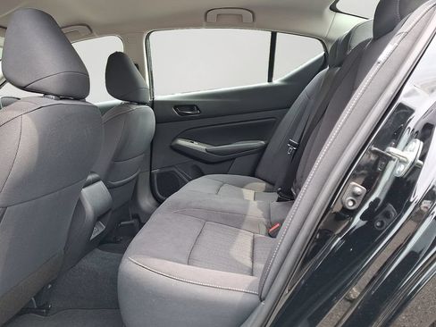 Used 2025 Nissan Altima 2.5 SV AWD/4WD image 8