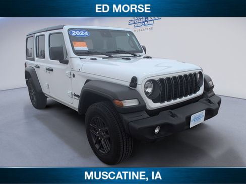 Used 2024 Jeep Wrangler Sport S image 7