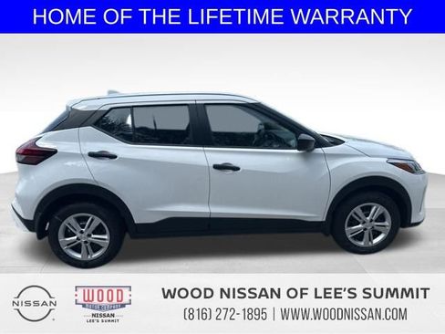 New 2025 Nissan Kicks Play S image 8