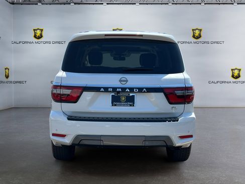 Used 2022 Nissan Armada SL w/ Captain's Chairs Package image 4