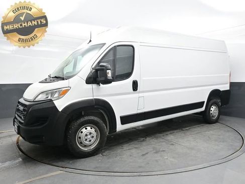 Used 2023 RAM ProMaster 2500 FWD image 3