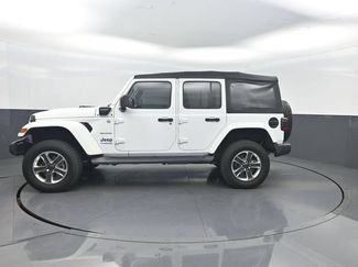 Used 2021 Jeep Wrangler Unlimited Sahara AWD/4WD video 3