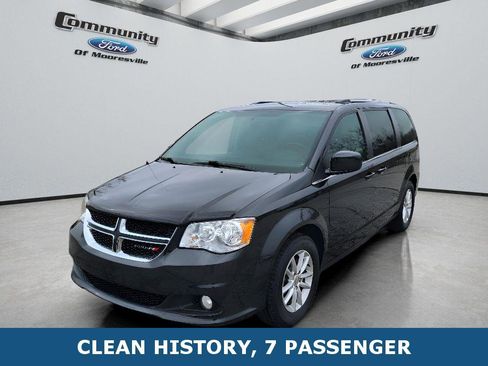 Used 2018 Dodge Grand Caravan SXT image 1