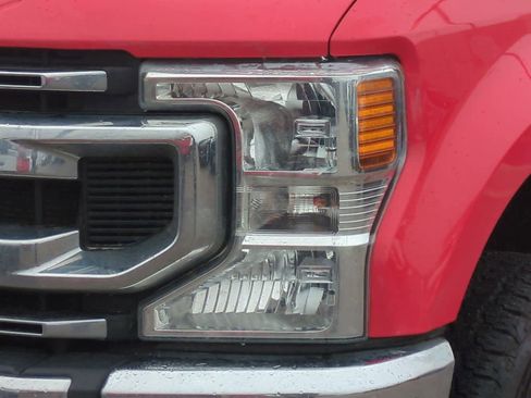 Used 2022 Ford F250 XL w/ STX Appearance Package image 11