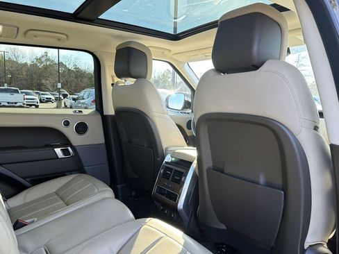 Used 2019 Land Rover Range Rover Sport Supercharged image 15