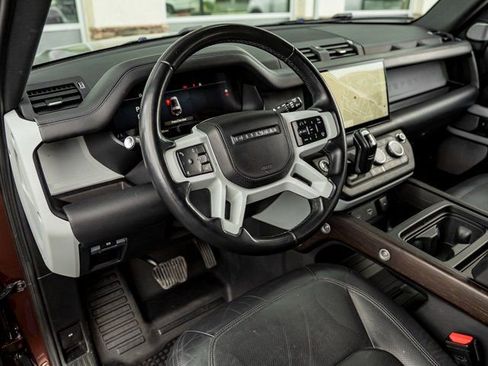 Used 2023 Land Rover Defender 130 First Edition AWD/4WD image 18