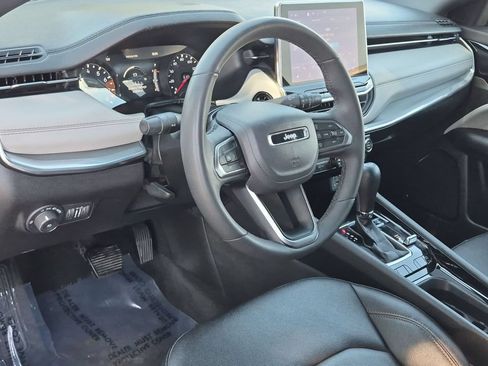 Used 2024 Jeep Compass Limited AWD/4WD image 14