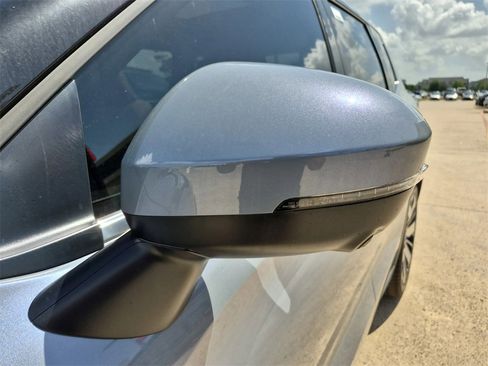 New 2025 Mitsubishi Outlander SEL image 33