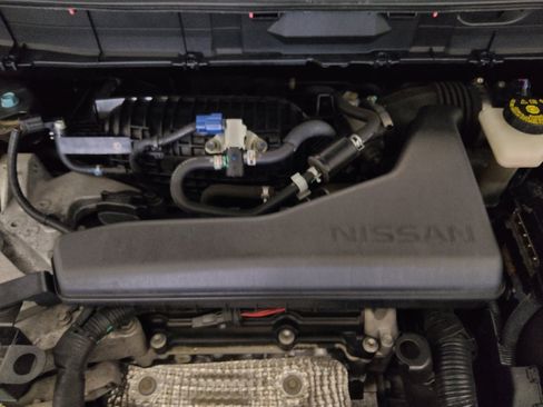 Used 2020 Nissan Rogue SV FWD image 30