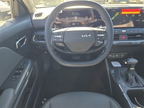 New 2026 Kia K4 EX image 13