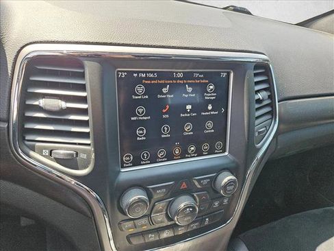 Used 2018 Jeep Grand Cherokee Altitude image 19