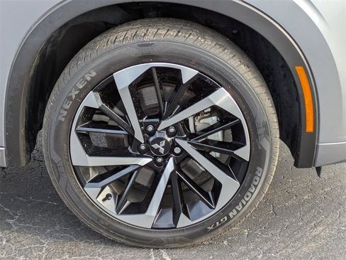 Used 2022 Mitsubishi Outlander SEL image 11