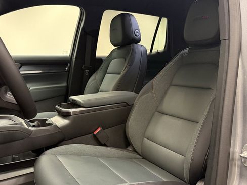 New 2026 GMC Terrain AT4 w/ LPO, Floor Liner Package image 23