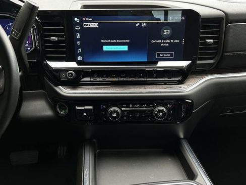 Used 2025 Chevrolet Silverado 2500 LTZ w/ LTZ Plus Package AWD/4WD image 21
