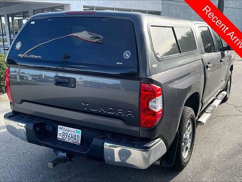 Used 2017 Toyota Tundra SR5 w/ SR5 Upgrade Package RWD image 4