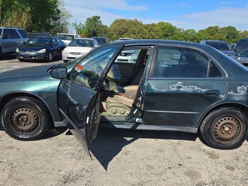 Used 2001 Honda Accord LX image 3