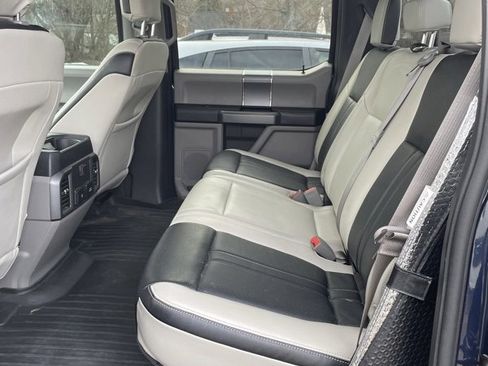 Used 2018 Ford F150 XLT w/ Equipment Group 302A Luxury image 10