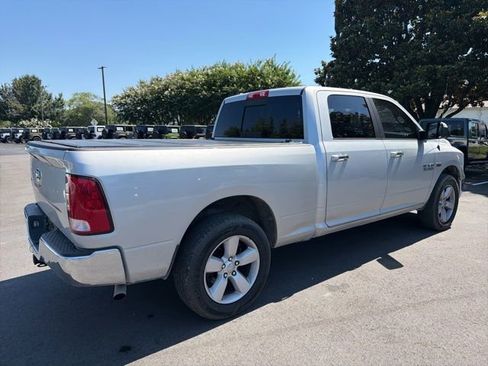 Used 2018 RAM 1500 Classic SLT RWD image 3