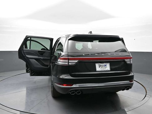 Used 2026 Lincoln Aviator AWD image 51
