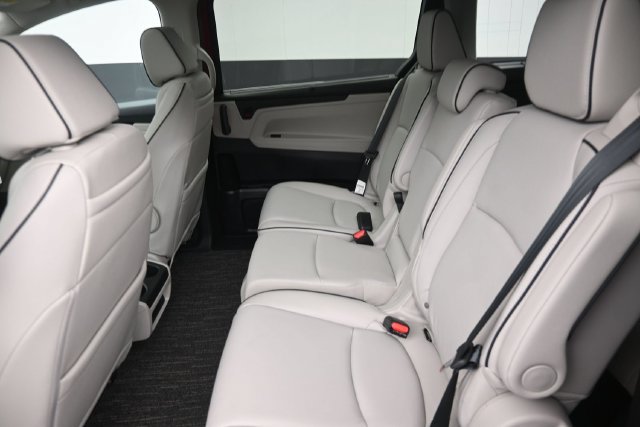 New 2027 Honda Odyssey Touring image 19