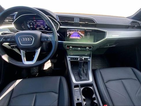 Certified 2025 Audi Q3 2.0T Premium w/ Convenience Package image 15