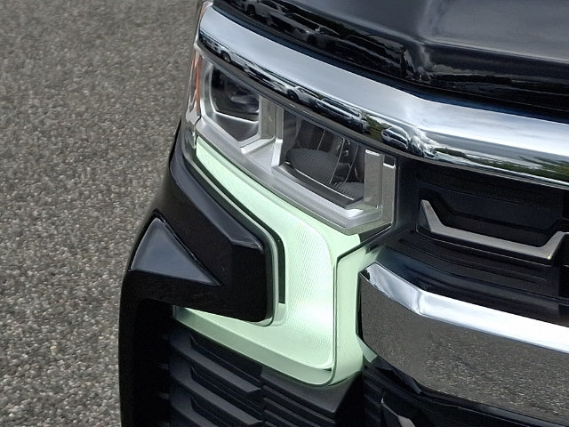 Used 2024 Chevrolet Silverado 1500 LT AWD/4WD image 29