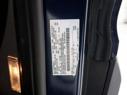 Used 2020 Ford Transit 350 XLT image 32