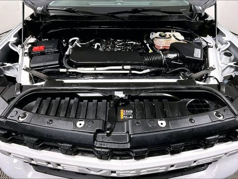 Used 2021 Chevrolet Silverado 1500 Custom image 9