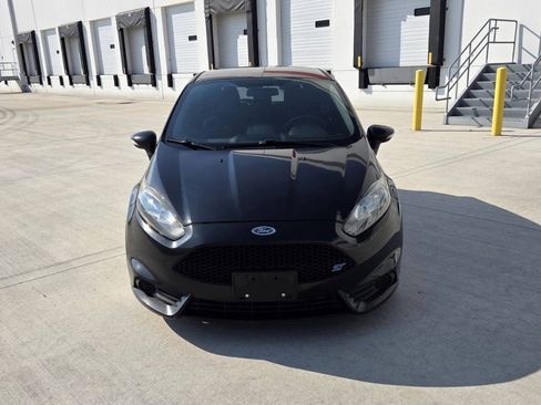 Used 2015 Ford Fiesta ST image 2
