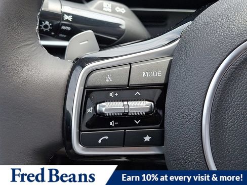 New 2026 Kia Carnival LXS FWD image 17