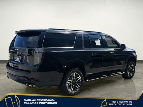 New 2026 Chevrolet Suburban Z71 w/ Z71 Off-Road Package AWD/4WD image 6