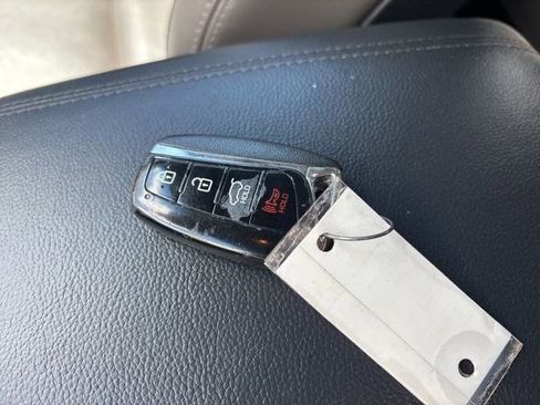 Used 2019 Hyundai Santa Fe XL FWD image 49