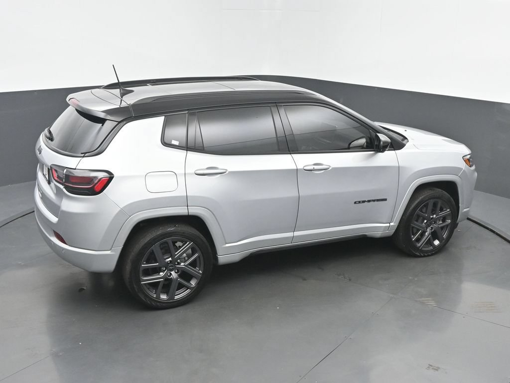 Used 2025 Jeep Compass Limited w/ Driver Assist Group I AWD/4WD image 47