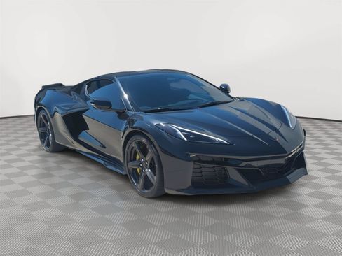 Used 2024 Chevrolet Corvette Z06 w/ Stealth Interior Trim Package RWD image 7