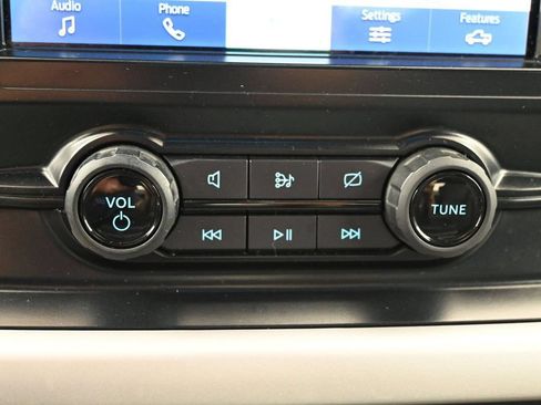 Used 2023 Ford F150 Lariat RWD image 7