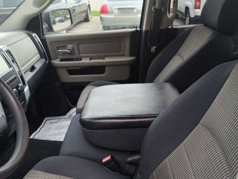 Used 2009 Dodge Ram 1500 Truck SLT image 5