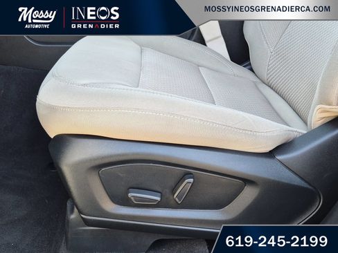Used 2023 Ford Explorer 2WD image 14