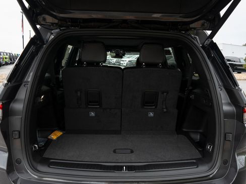 New 2025 Jeep Grand Cherokee L Limited AWD/4WD image 9