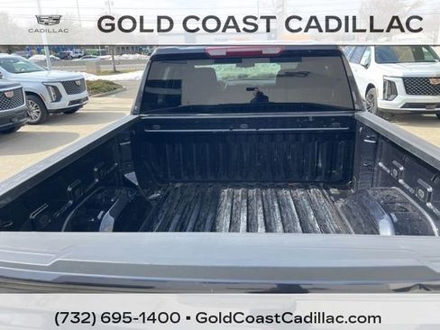 Used 2023 Chevrolet Silverado 1500 LT image 10