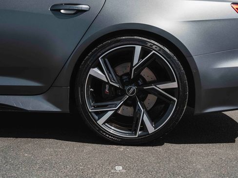 Used 2023 Audi RS 6 w/ Executive Package AWD/4WD image 21