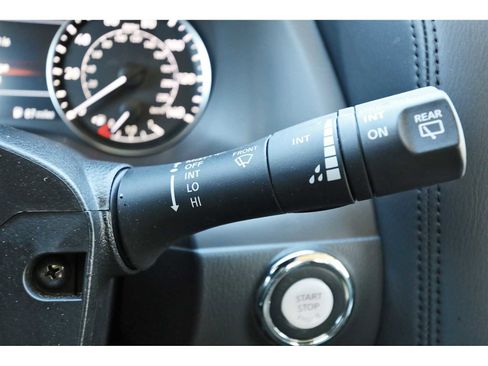 Used 2024 Nissan Armada SL w/ Captain's Chairs Package image 19