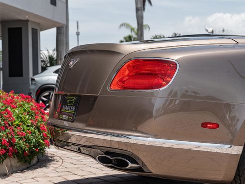 Used 2016 Bentley Continental GT AWD/4WD image 11