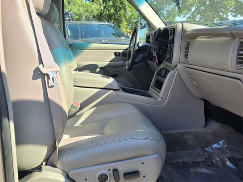 Used 2003 GMC Sierra 2500 SLT w/ SLT Preferred Equipment Group image 48