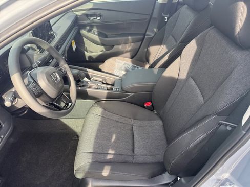 New 2025 Honda Accord SE image 30