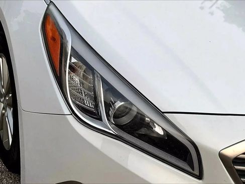 Used 2015 Hyundai Sonata SE FWD image 27