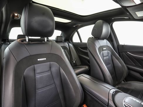 Used 2022 Mercedes-Benz E 53 AMG 4MATIC Sedan image 32
