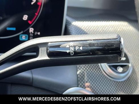 New 2025 Mercedes-Benz GLC 43 AMG 4MATIC image 30