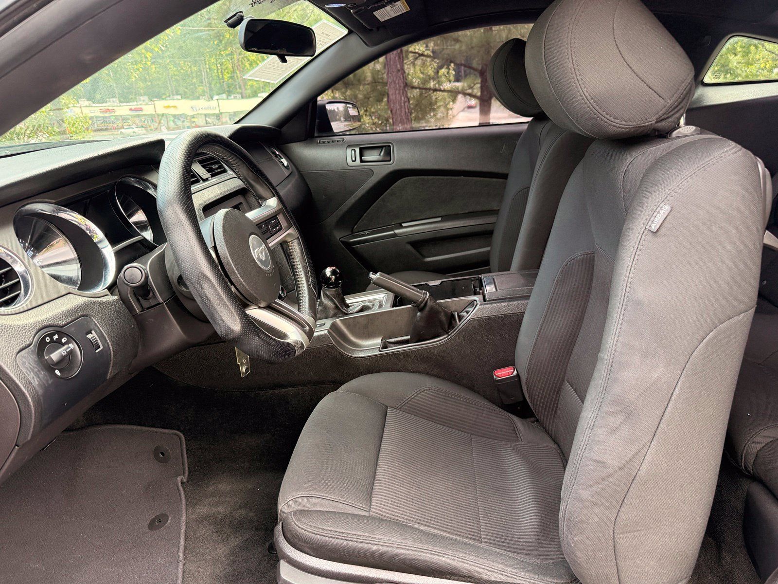 Used 2014 Ford Mustang GT RWD image 31