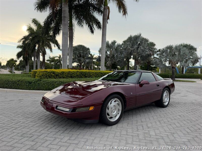 Used 1993 Chevrolet Corvette Coupe RWD image 4
