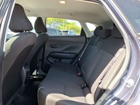 Used 2025 Hyundai Kona SEL AWD/4WD image 9